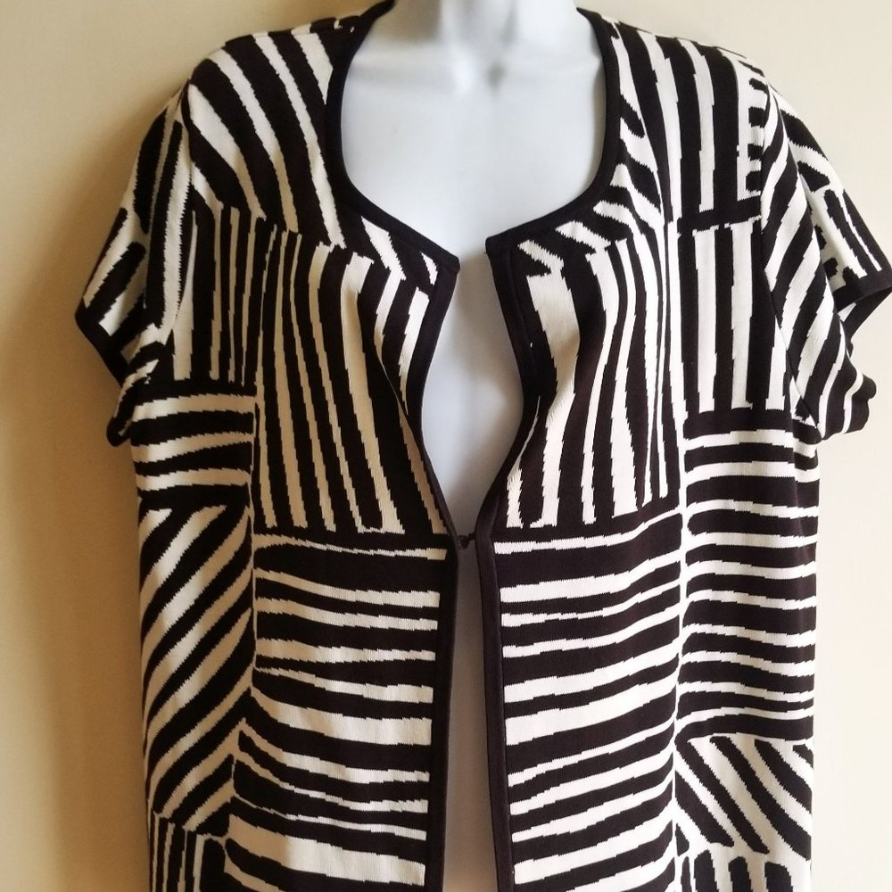 Chico's Brown White Cardigan Animal Print Hook N Eye Closure